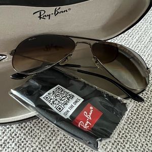 Rayban aviator